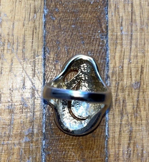 Vintage Women’s Costume Ring Large Statement Ring Fair Condition Size 7
