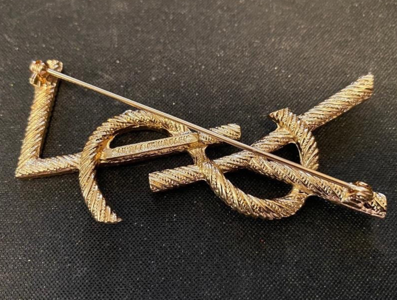 Brilliant YSL Yves Saint Laurent Opyum Twisted Brooch Stamped Brooch Pin