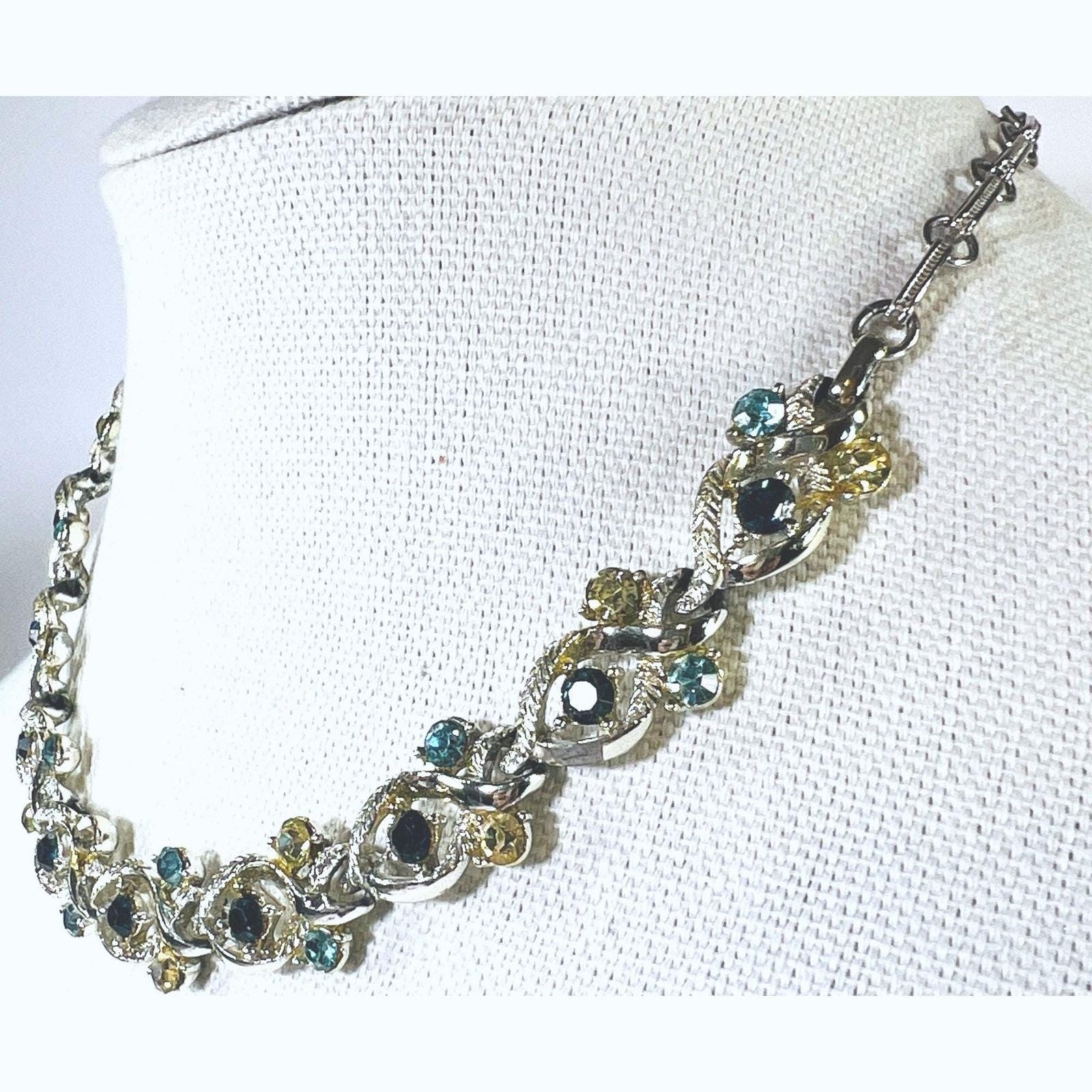Vtg Coro Eyes Necklace Two-Tone Blues & Yellow Rhinestones Silver Tone READ