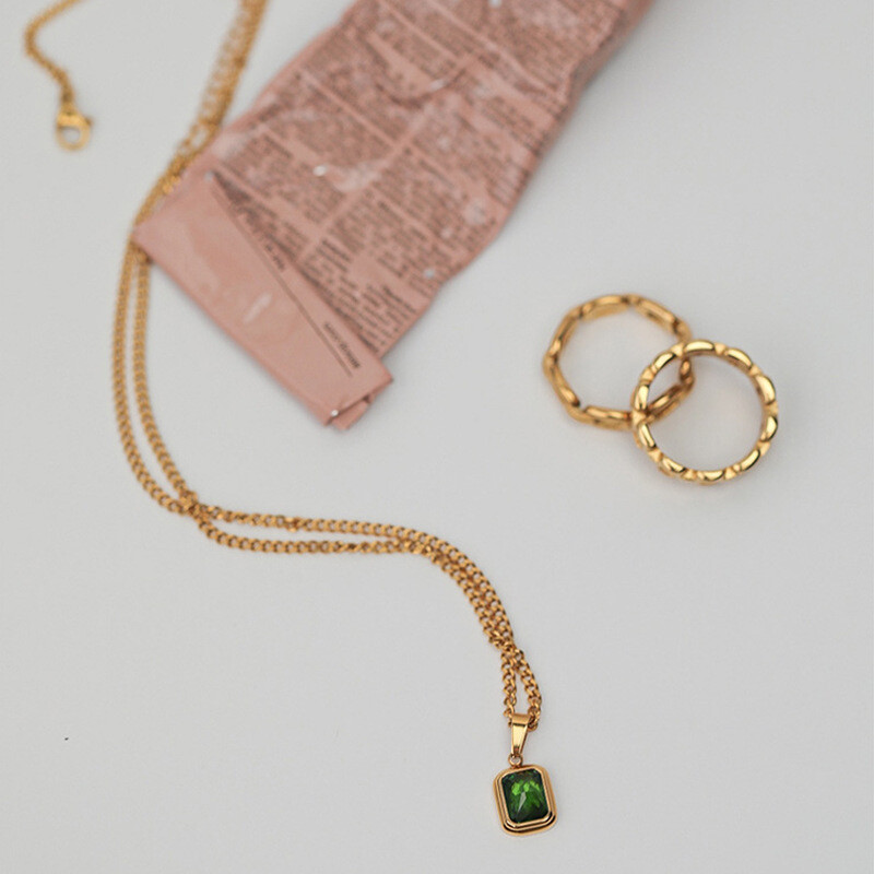 Woman 18K Gold Plated Stainless Steel Simulated Green CZ Chain Necklace