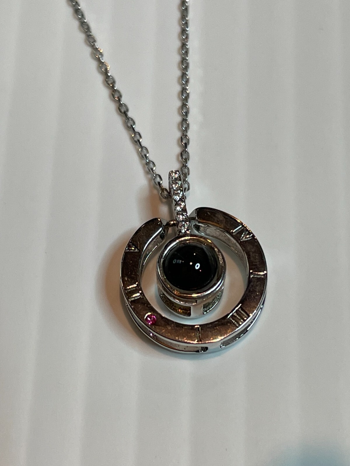 100 Languages Light Projection I Love You Silver Necklace Jewelry Box Faux Roses