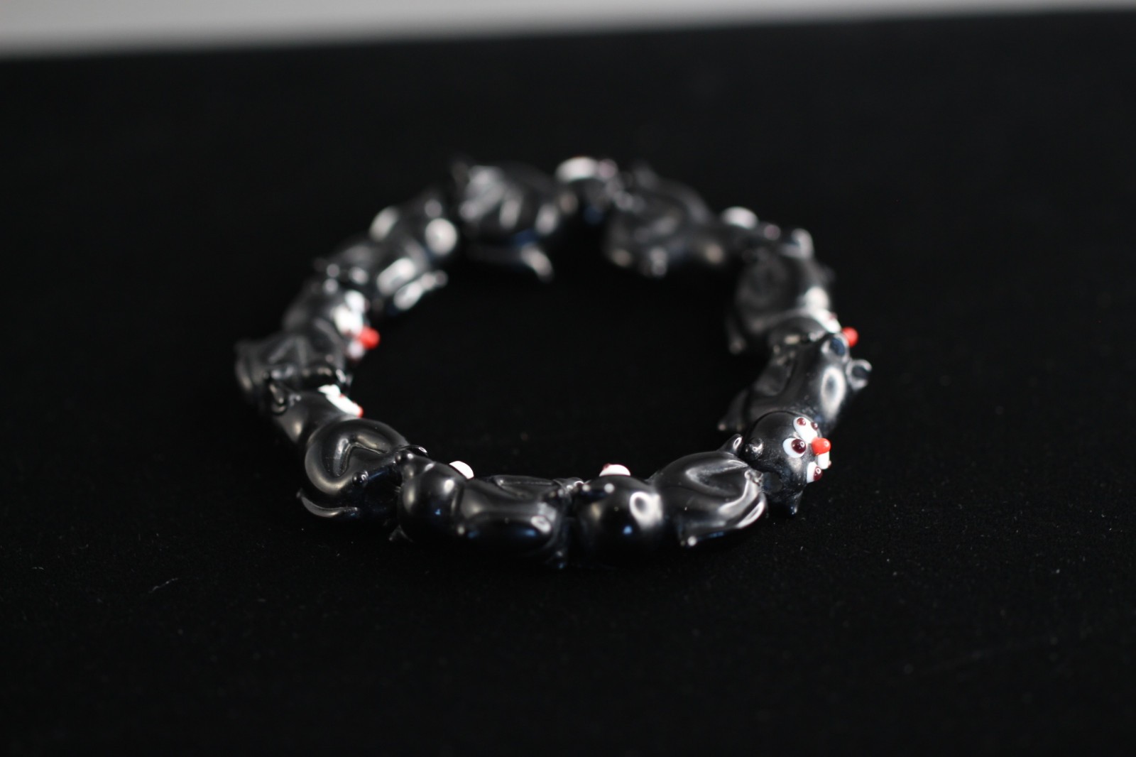 Black Friday Black Cat Lampwork Bracelet 6.5″ Elastic Glass Beads