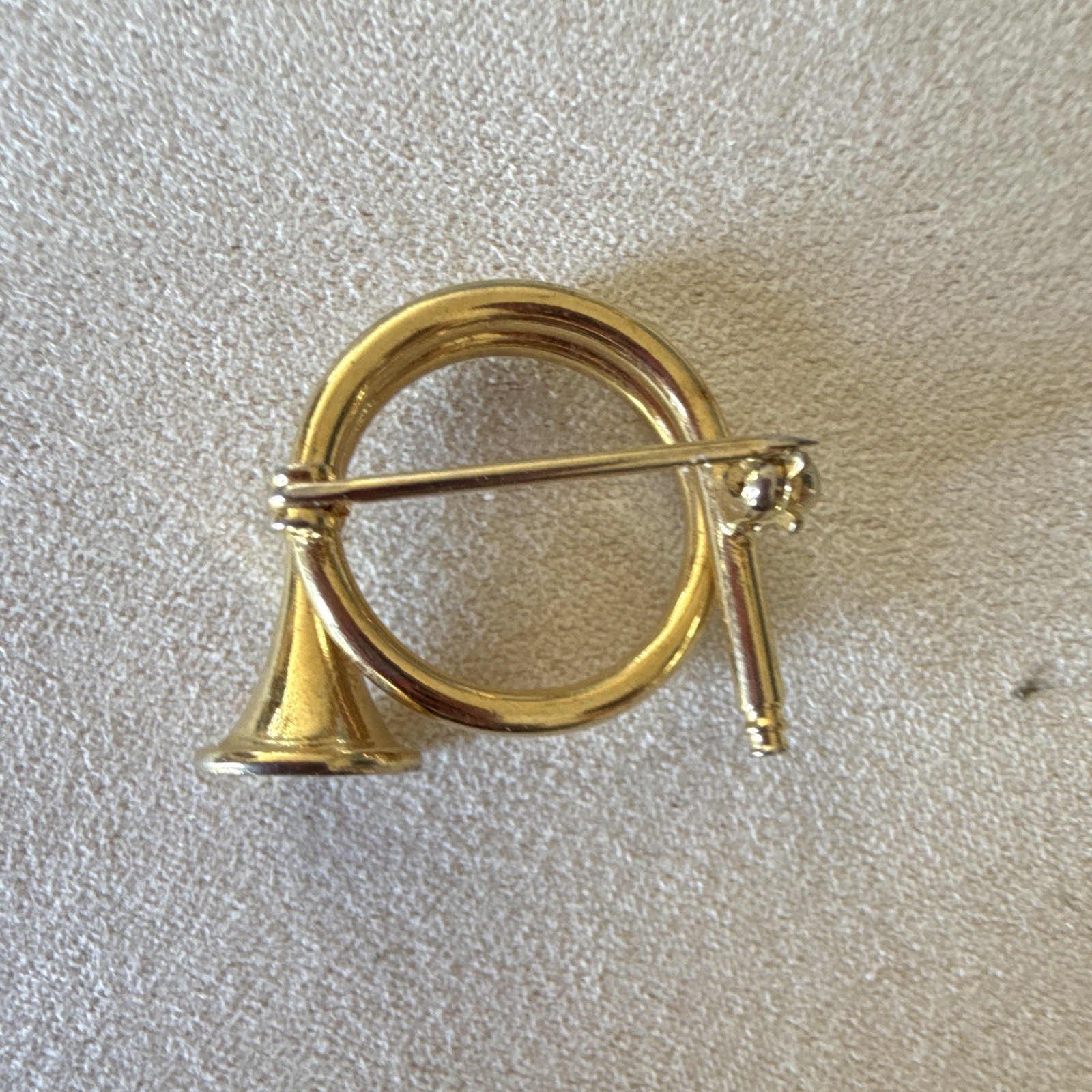 Gold Tone Horn Brooch Pin Metal Music & Dance Theme No Stone