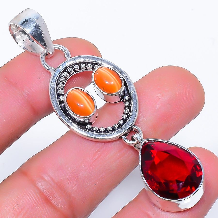 Mozambique Garnet & Cat’S Eye Gemstone 925 Silver Plated Pendant 2.6″ T28
