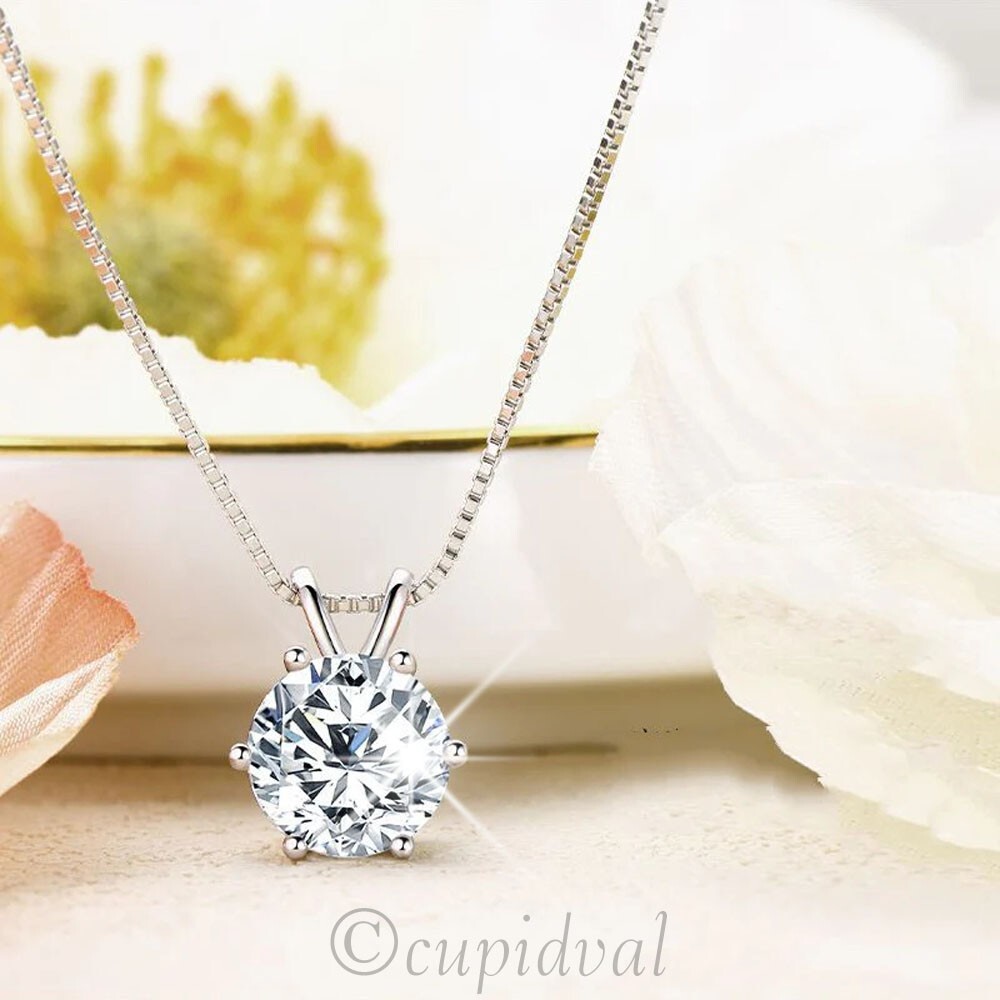 1 CT LAB CREATED MOISSANITE PENDANT 18″ NECKLACE SIX-CLAW 925 STERLING SILVER