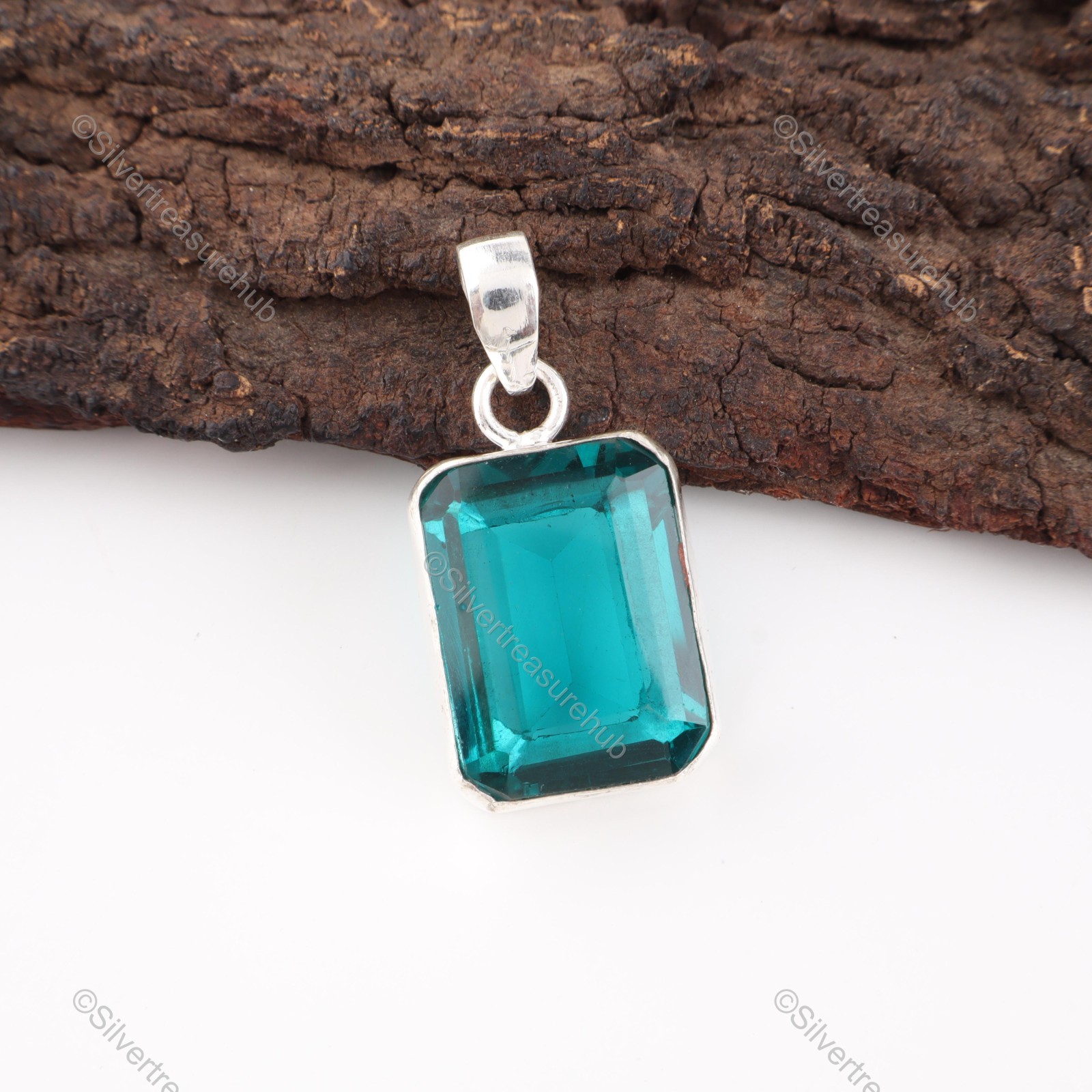Rectangle Apatite Gemstone Sterling Silver Throat Chakra Mother Pendant Jewelry