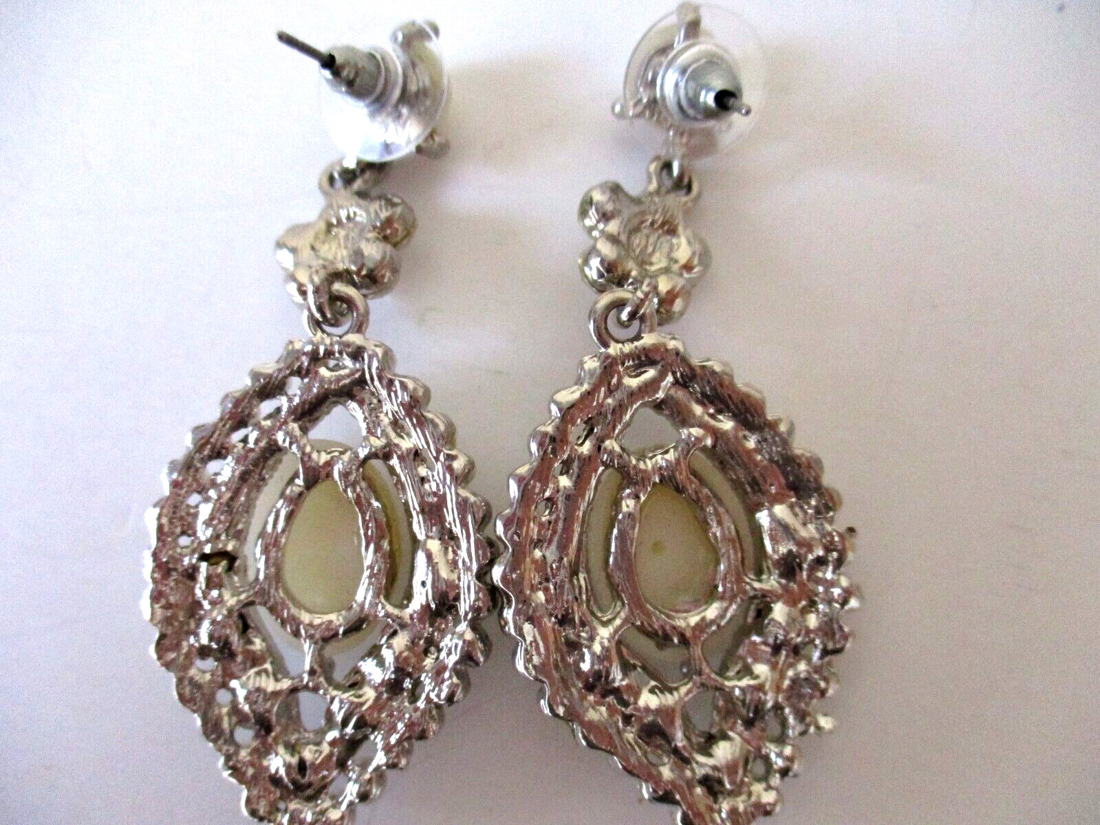 Imitation Pearl & Rhinestone Earrings Teardrop Chandelier Design Silver Tone