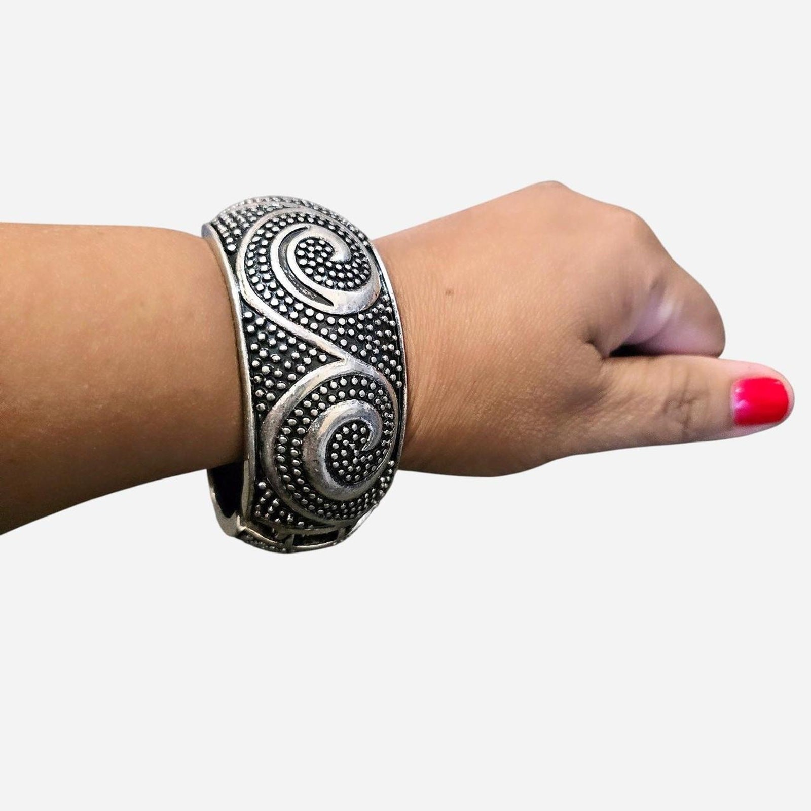 Vintage Premiere Designs Silver Swirl Hinge Bangle
