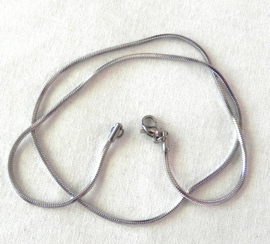 Square Snake Chain Necklace Stainless Steel Silver Tone 1.2mm Sturdy 45cm 18″