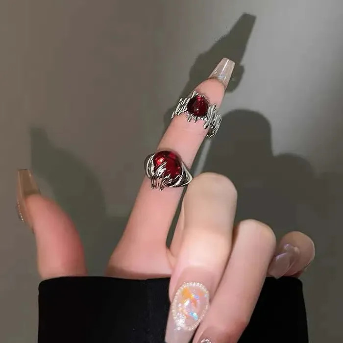 Punk Gothic Red Crystal Heart Mood Tracker Ring for Women Fashion Jewelry