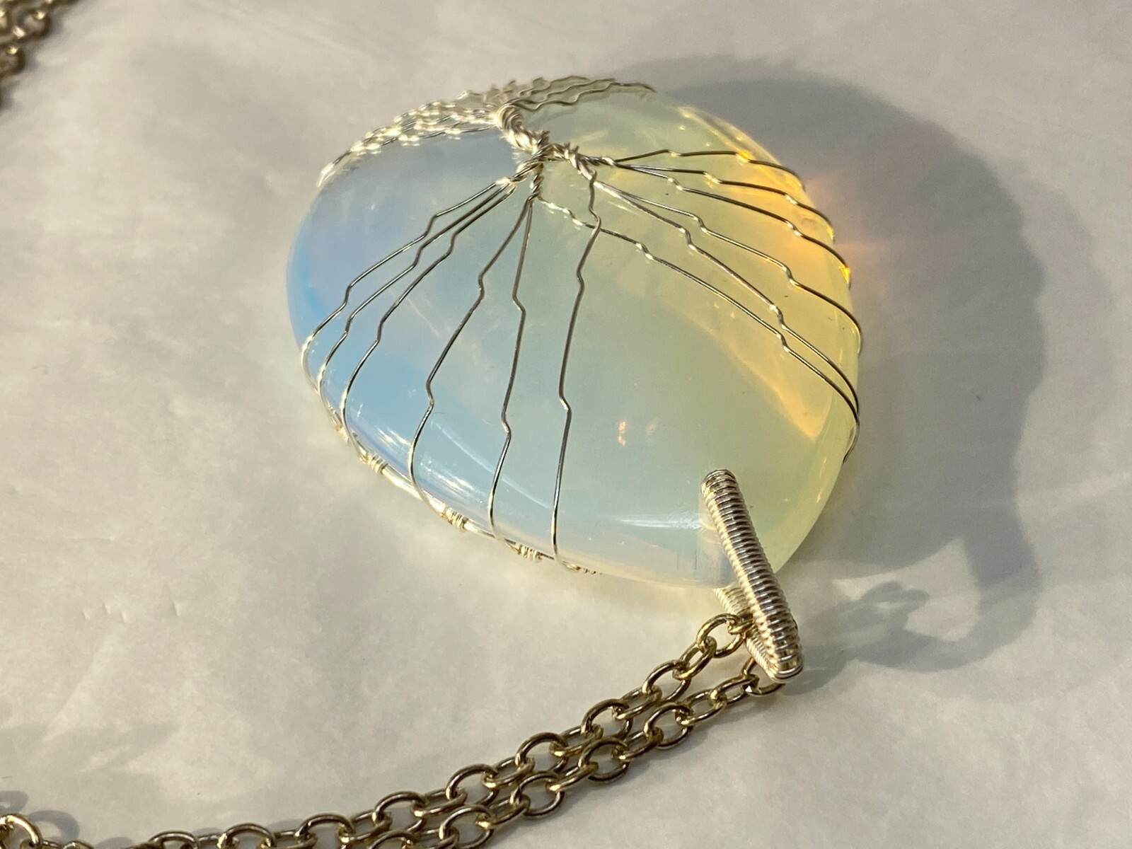 Beautiful Silvertone Wire-Wrapped Milky Blue Glass Tree Pendant 24″ Necklace