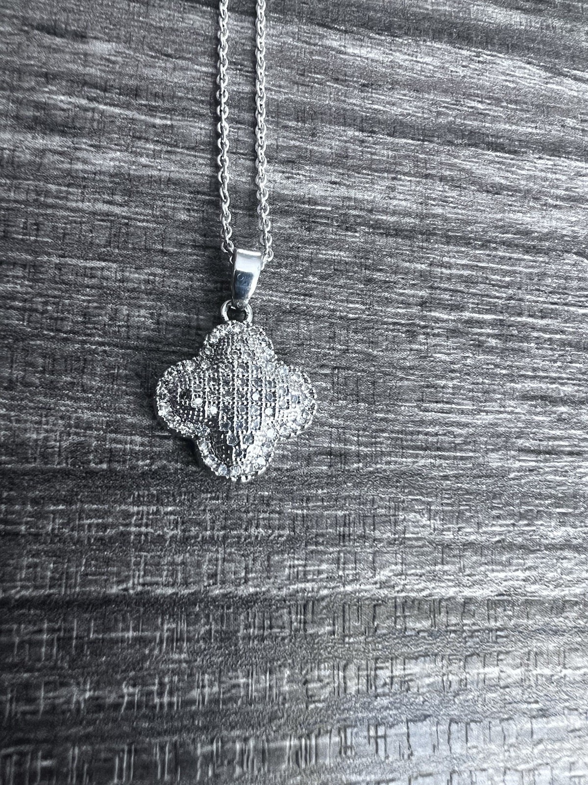 Silver Plated Clover Pavé Crystal Pendant Necklace Cable Chain Spring Ring