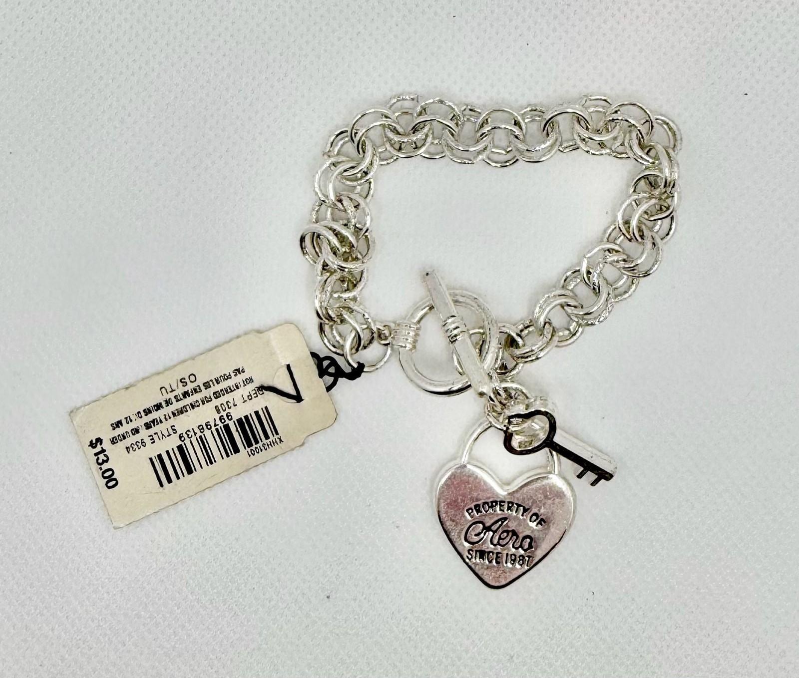 Y2K Aéropostale Property of Aero Since 1987 Heart Lock and Key Charm Bracelet