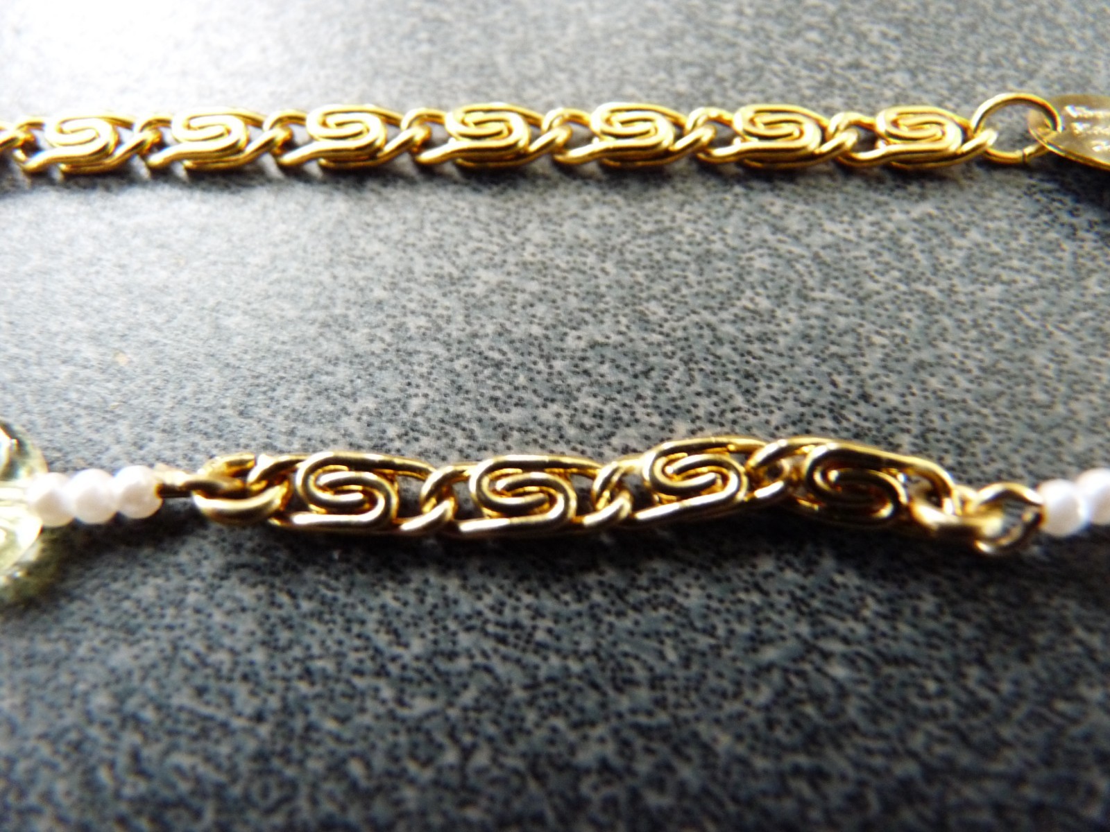 Bijoux Jewelry Gold Plated Necklace Made in Italy 26 in 17 grams NICE