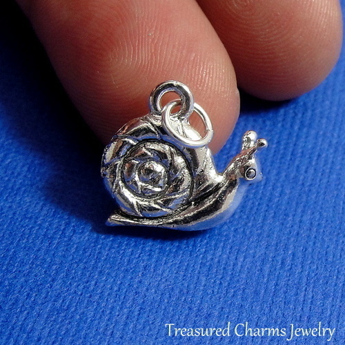 Snail Charm – Silver Plated Spiral Shell Garden Snail Pendant NEW