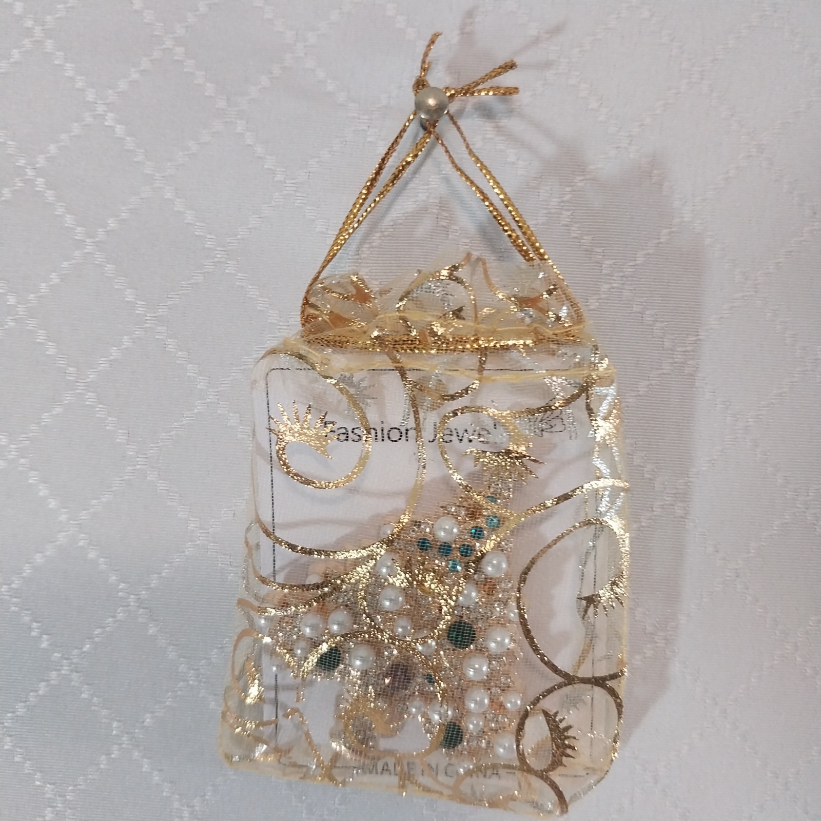 Christmas Tree Brooch Pin 2.25 in w/ decorative gift bag