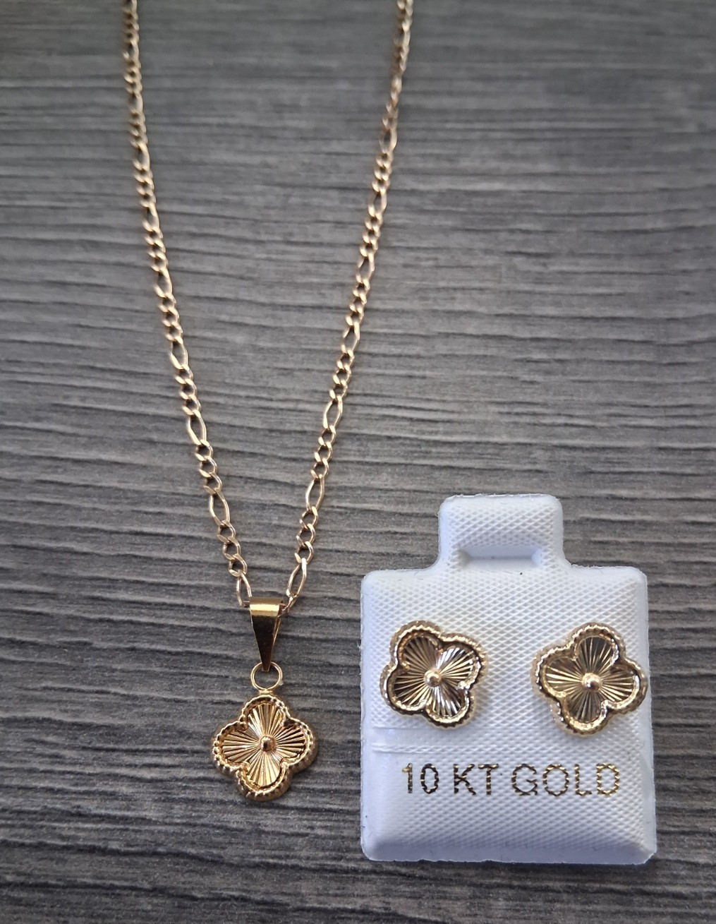 Cadena Aretes Y Dije oro 10K MX 18″ larga aretes 8.1mm set de flor gold 10K Mx