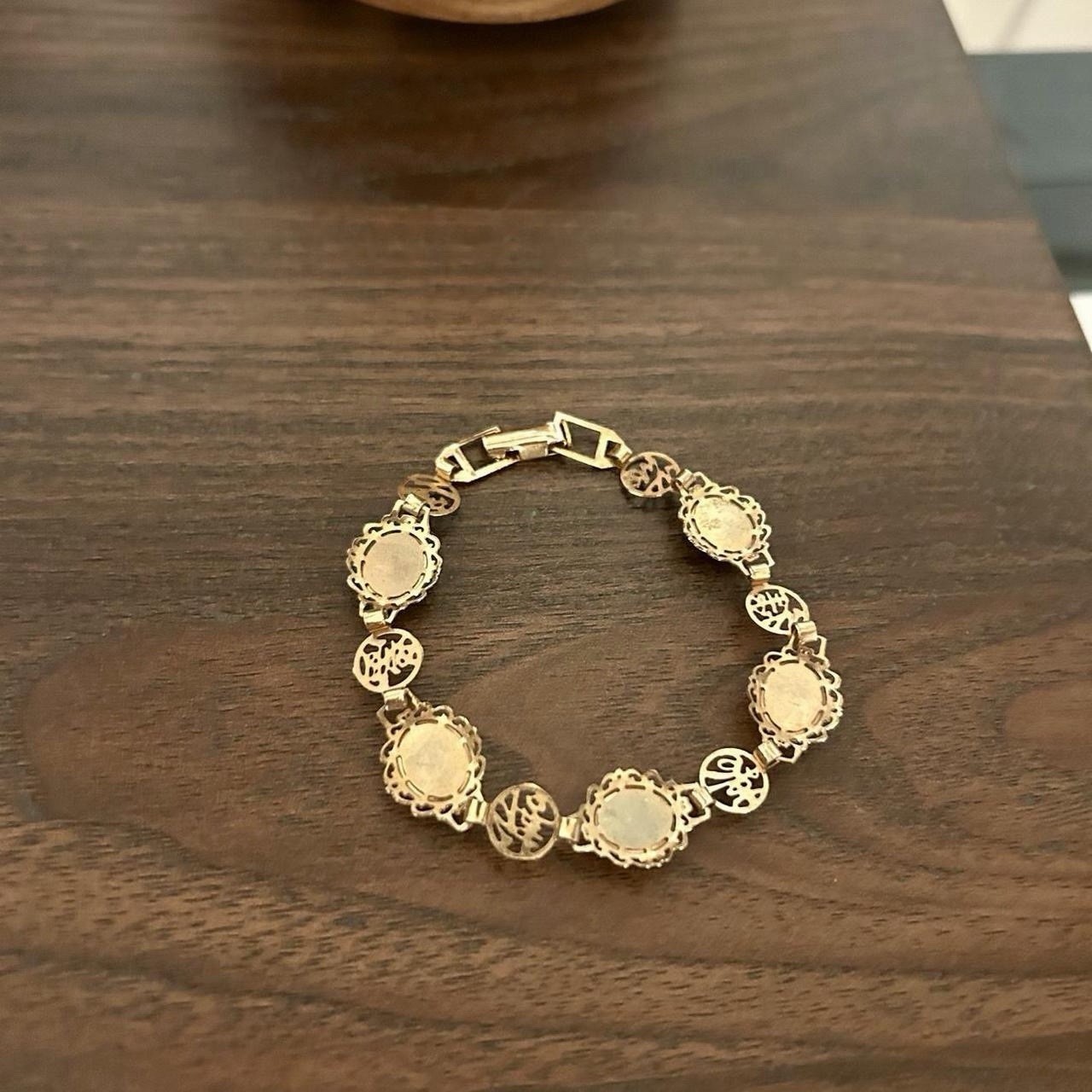 Gold Tone Link Bracelet Oval Green Bezel Set Jade Stones Fold Over Clasp