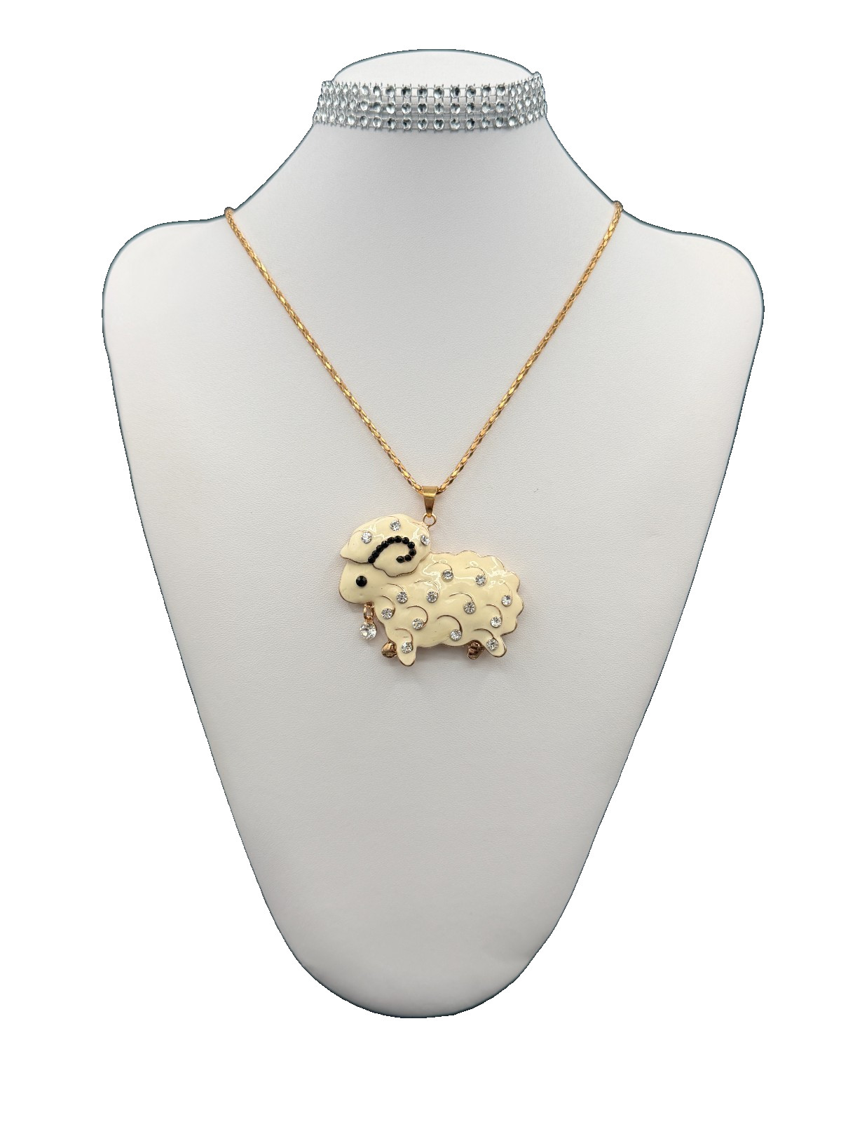 BETSEY JOHNSON BEAUTIFUL WHITE CRYSTAL & ENAMEL SHEEP PENDANT CHAIN NECKLACE