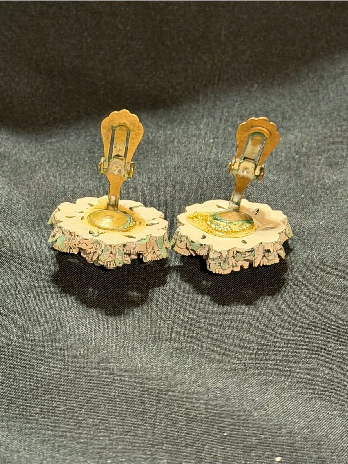 Source Unknown Gold-Tone Floral Stud Earrings with Mint Accents