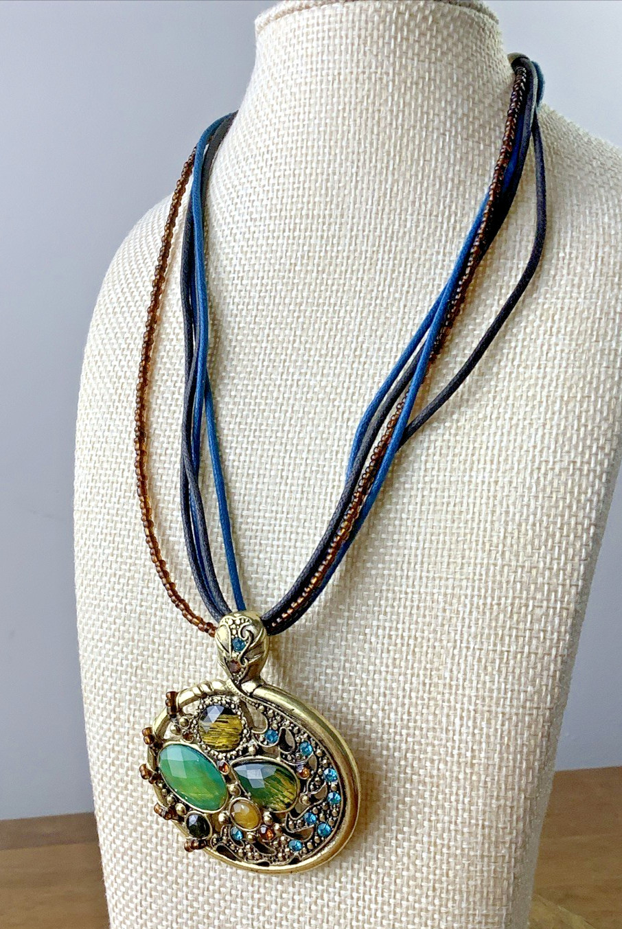 Brass Tone Beaded Pendant Necklace Shades of Gold, Brown, Green, Blue 18″
