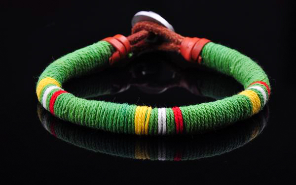 S471 2pcs Surfer Cotton Wrap Leather Men’s Leather Wristband Bracelet Cuff BL&G