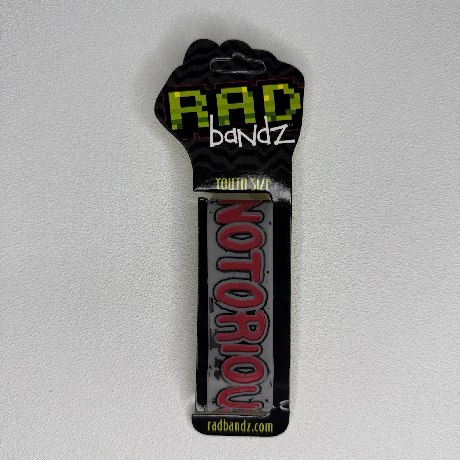 Radbandz NOTORIOUS Hot Topic Silicone Wristband Bracelet Gray Red Youth Size