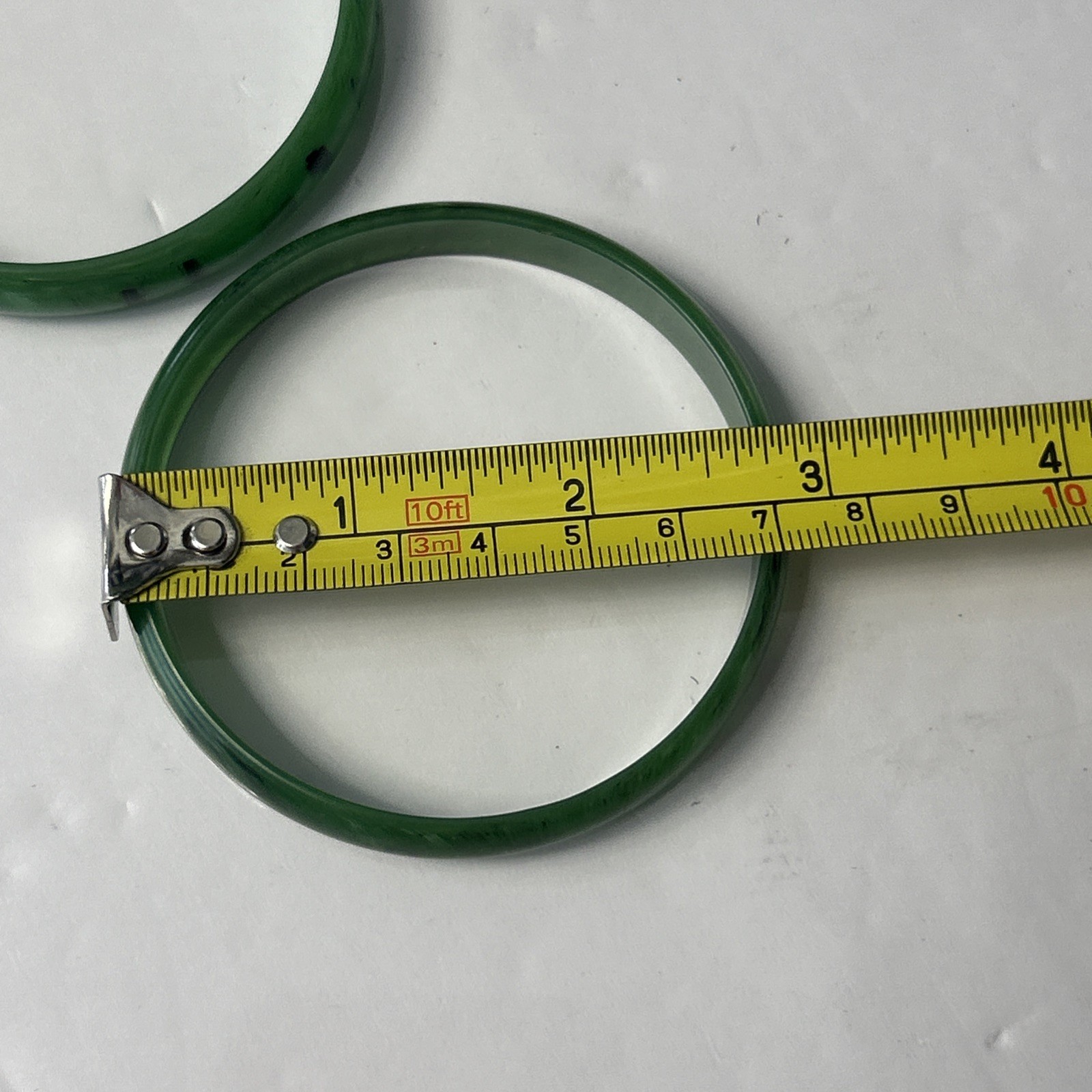 Vtg Green Bangle Bracelets 2.75″ Across Not Sure Material Made Of