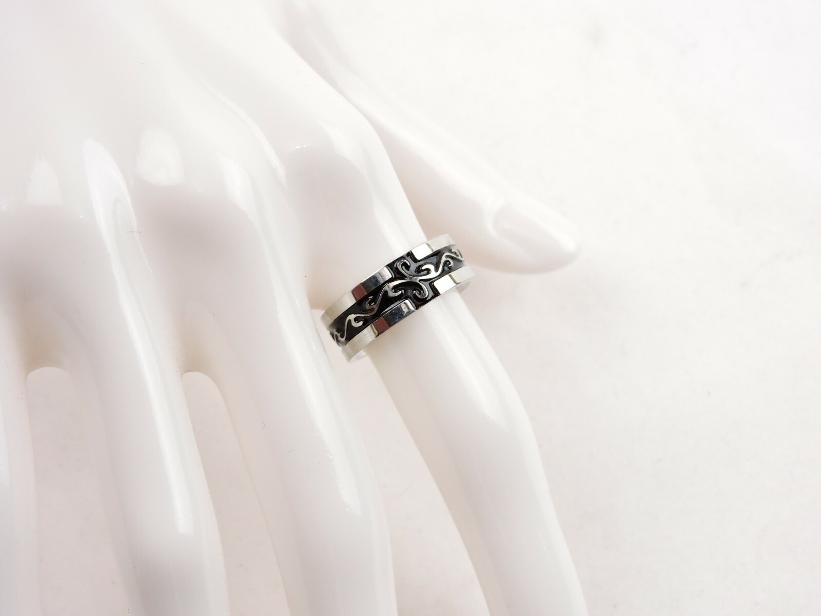 Stainless Steel Black Enamel Swirls Comfort Fit Band Ring – Free Gift Packaging