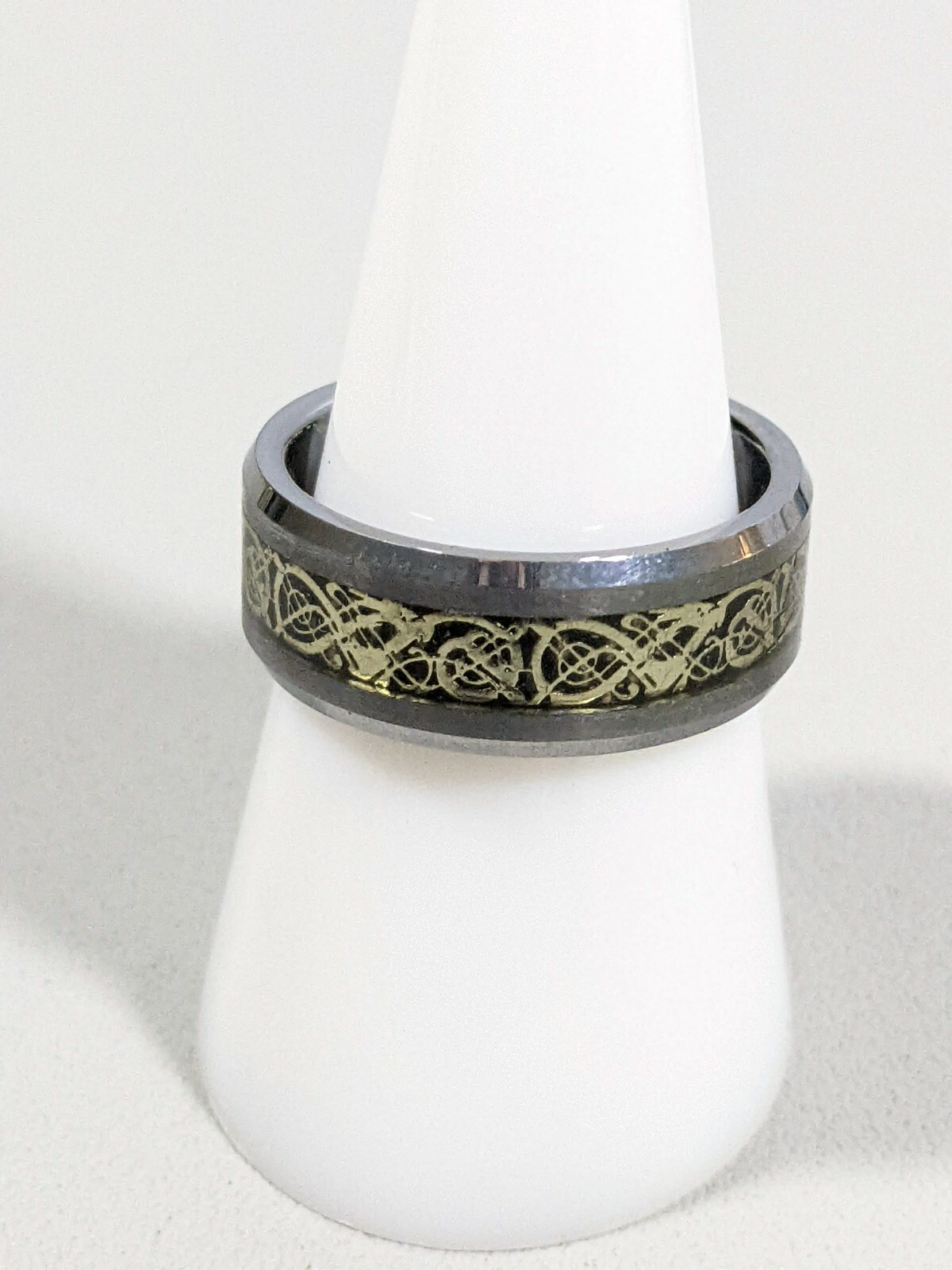 Tungsten Carbide Gray Gold Tone Scroll Inlay 8mm Band Ring Size 8