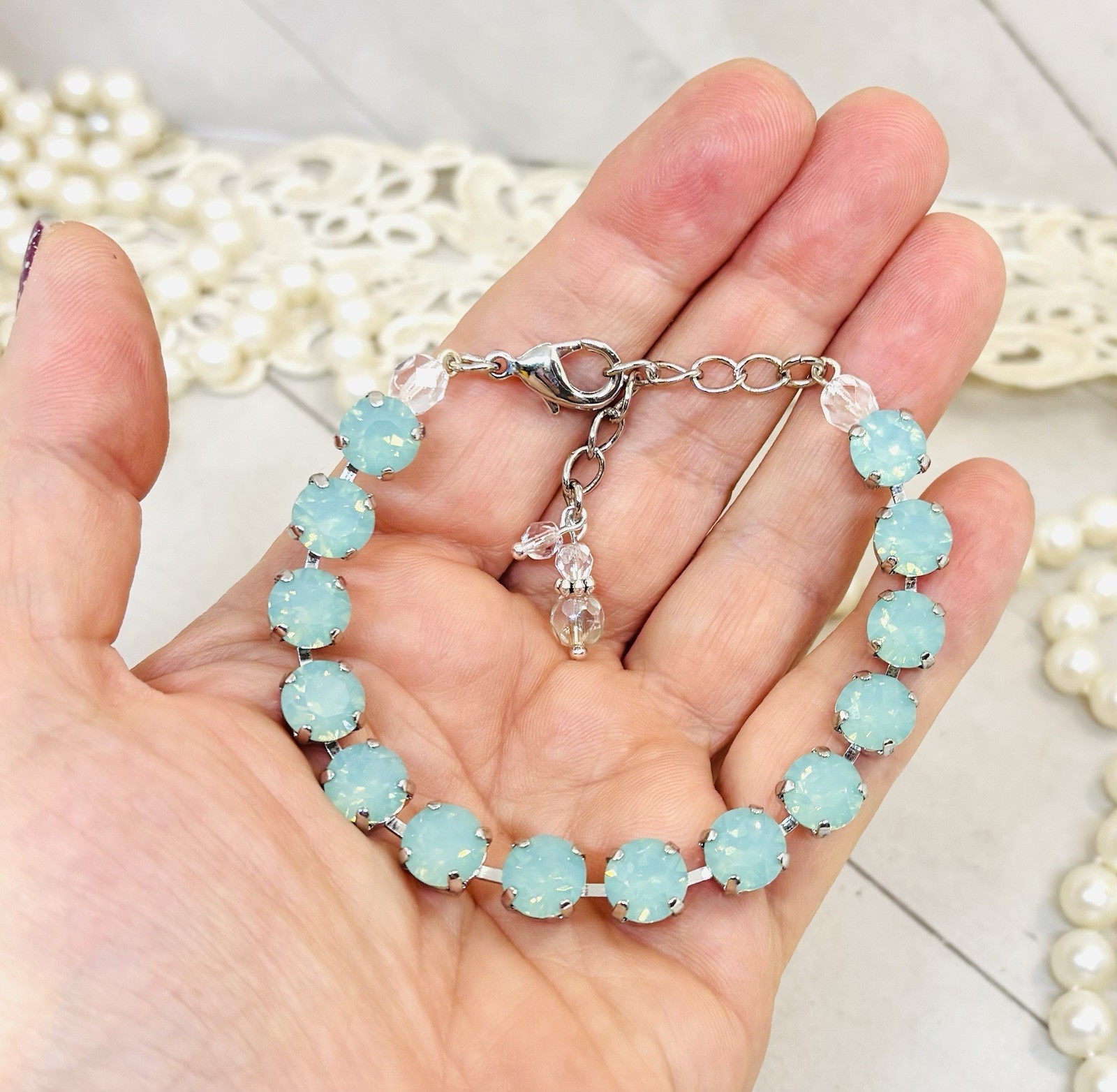 8mm Shiny Silver Plated Mint Green Pacific Opal Cup Chain Bracelet
