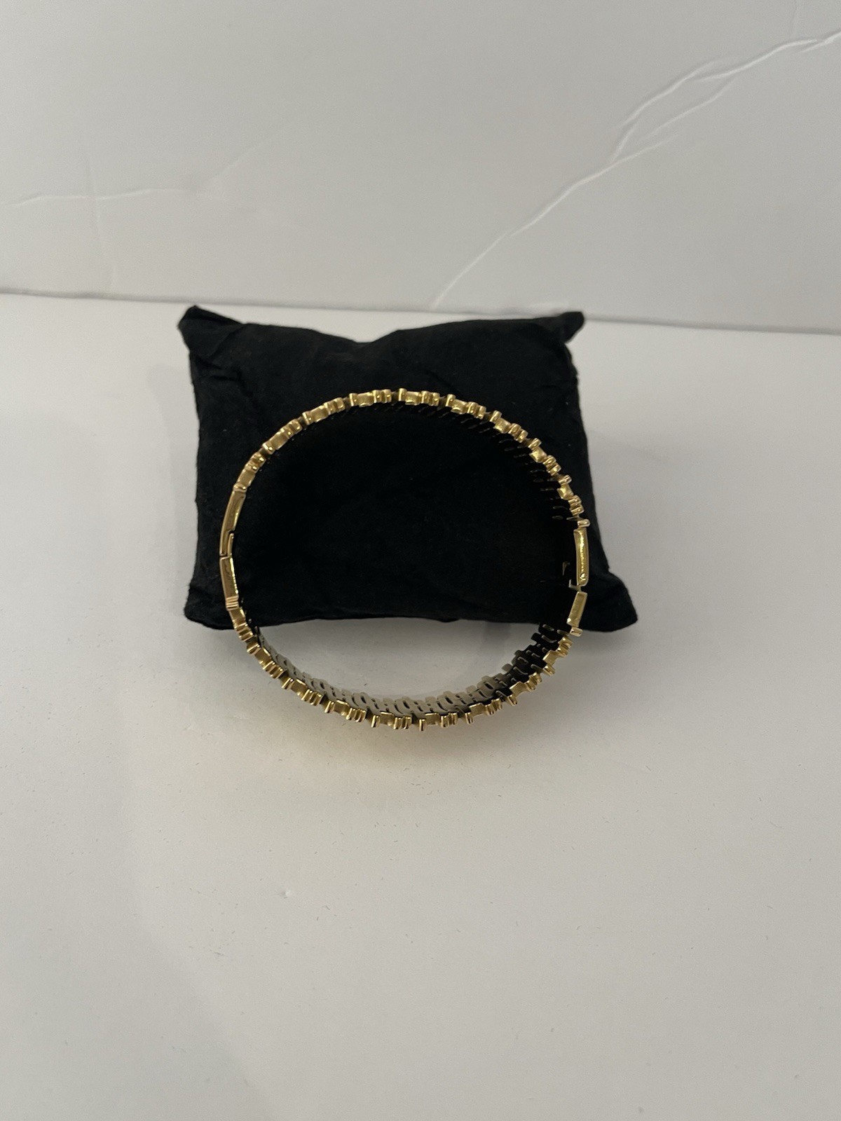 Bold Gold Tone Stainless Steel Geometric Wristlet Bracelet Large 10”