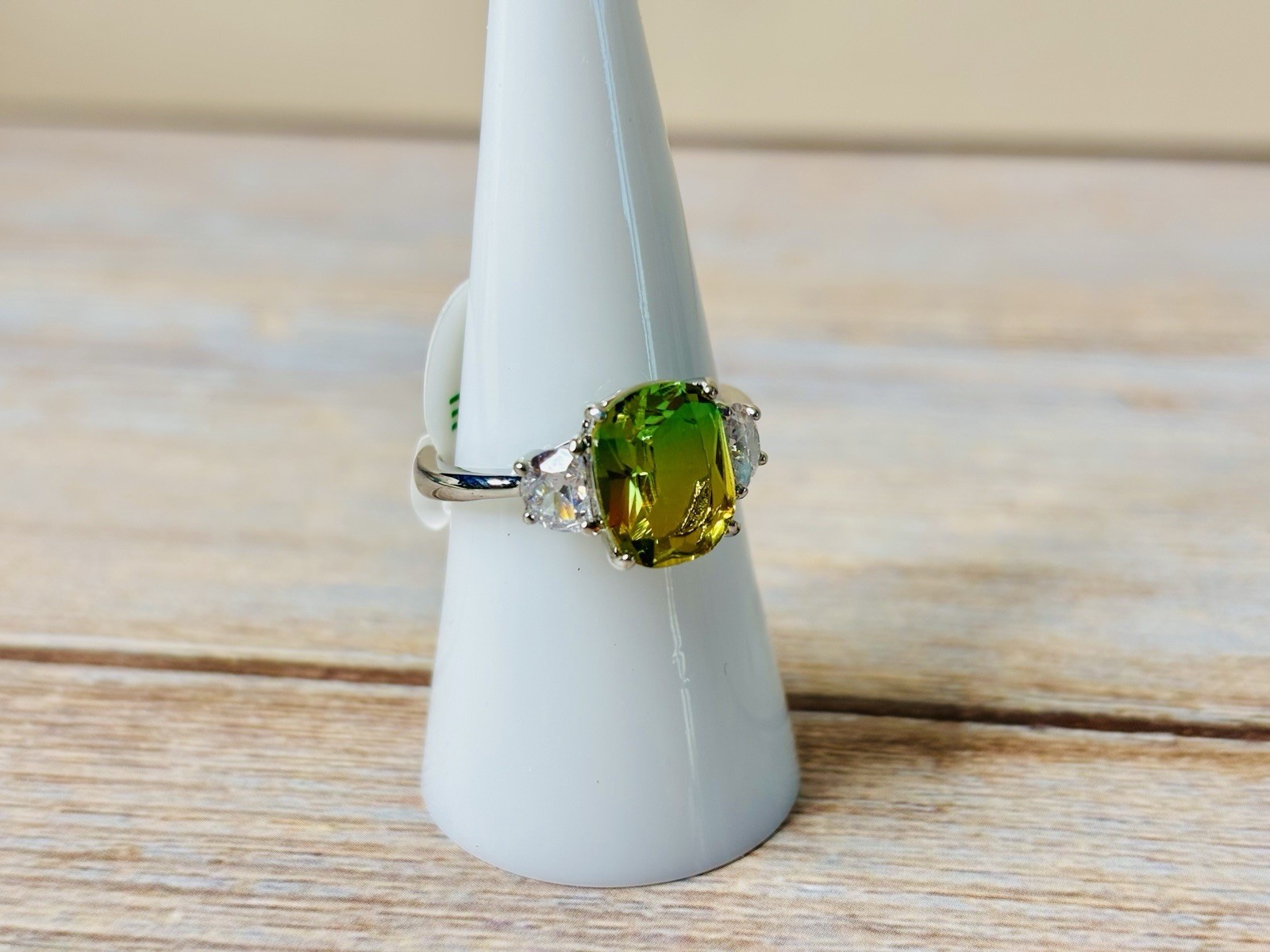NWT RBP2121 Endless Horizons Lime Bi Paridot On Rhodium Plated Band Ring Size 8