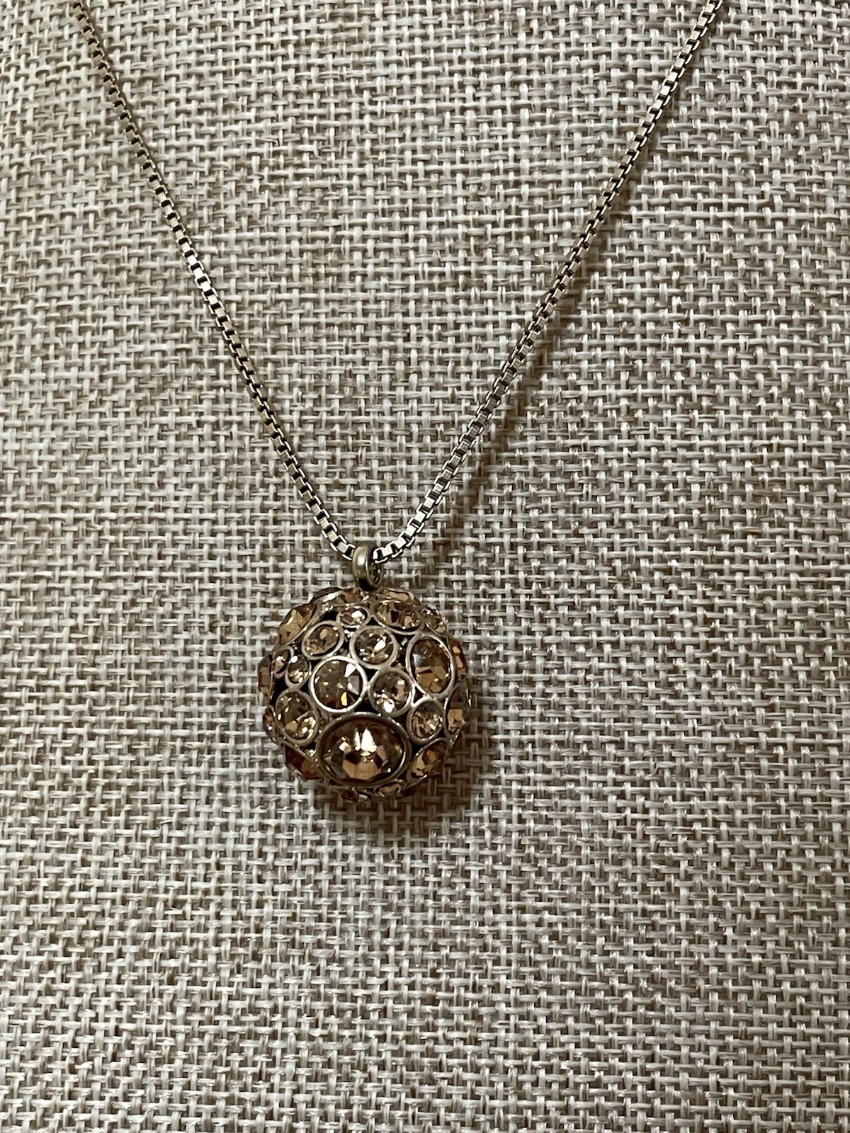 Fossil Rhinestone Ball Pendant Necklace Champagne Crystal Box Chain 19″