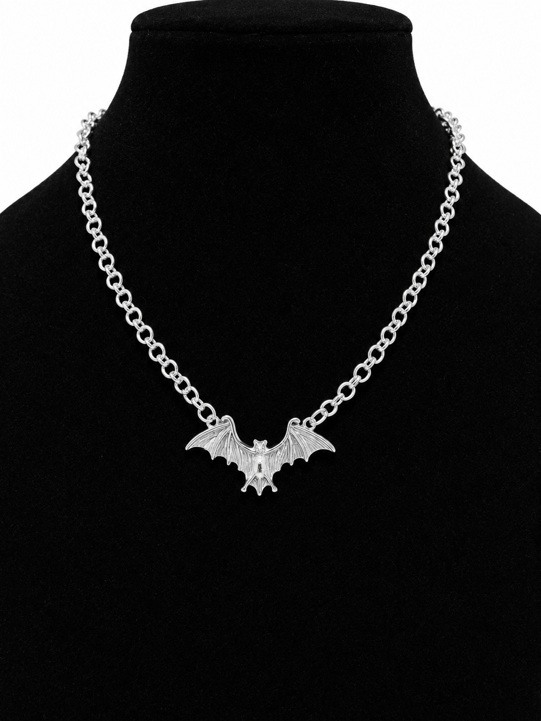 Bat Necklace Silver Gothic Bat Pendant Chain Necklace Halloween Vampire Jewelry