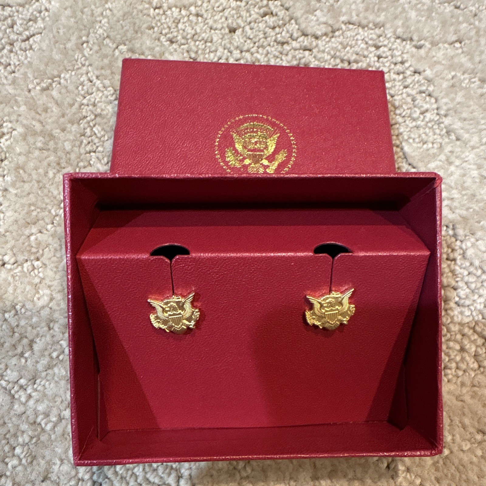 Presidential Seal Eagle Stud Earrings Gold Tone w/ Original Presentation Box New