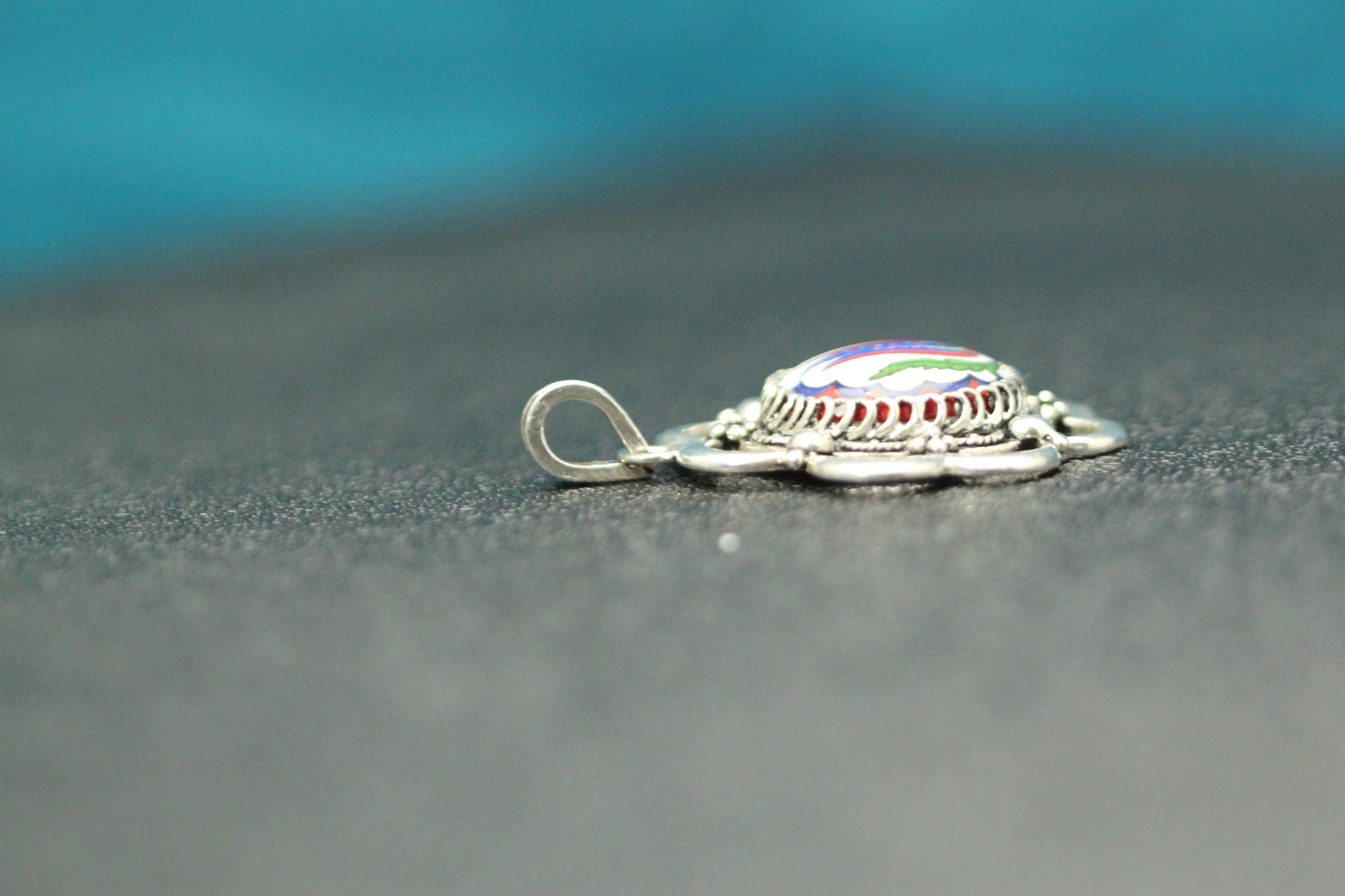 925 Sterling Silver Round Painted Stone Pendant 11.3 Grams (PEN9372)