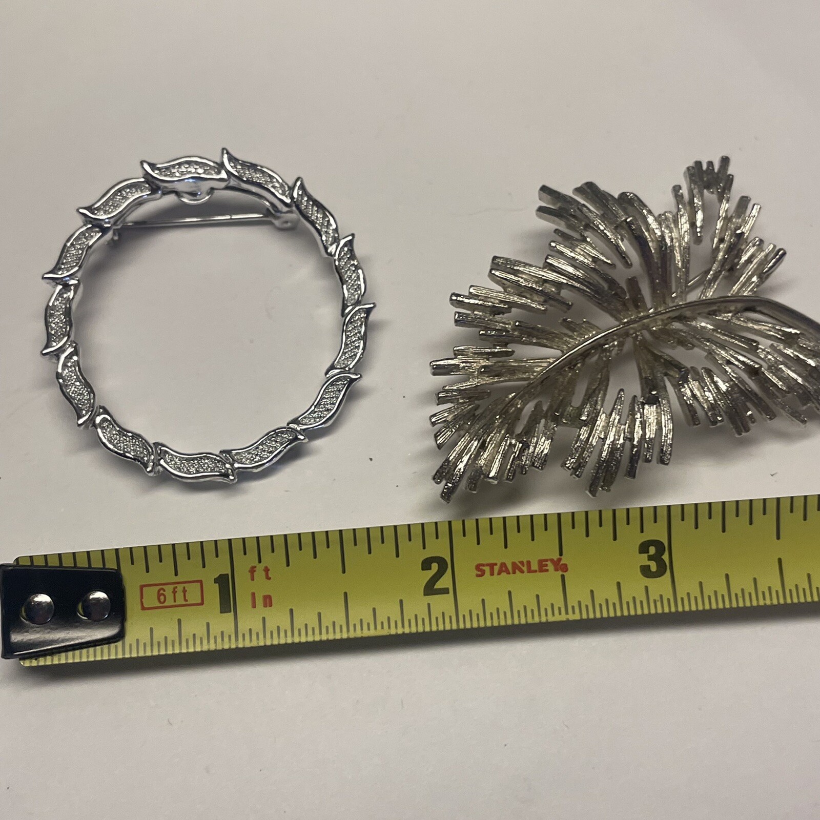 Lot Of 2 Signed Costume Jewelry Brooch Pins Silver Tone Gerry’s / Lisner