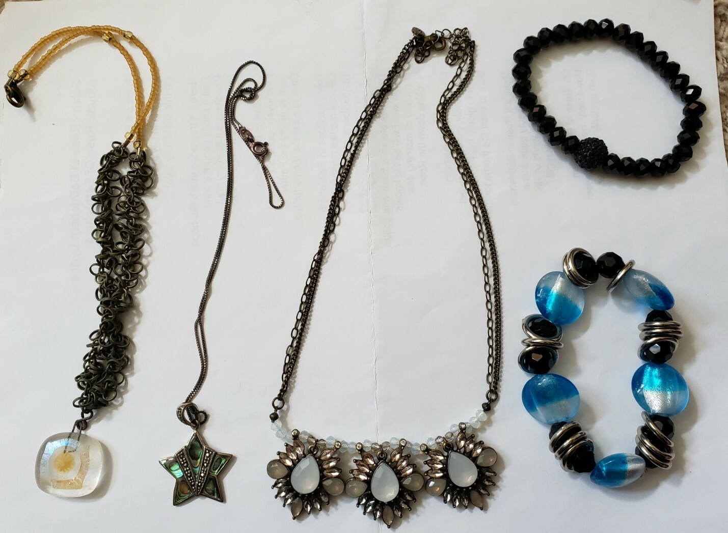 Ladies fashion necklace & bracelet lot of 5- New and very good condition
