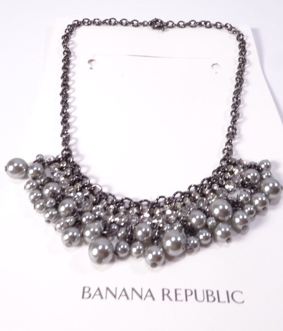 Banana Republic Women’s Silver Bauble Crystal Festive Necklace earrings NWT 90