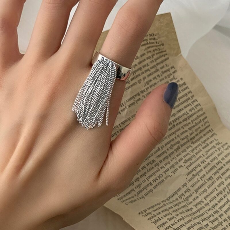 Hip Hop Punk Tassel Rings for Women Elegant Charm Vintage Unique Ring Tassel Gif