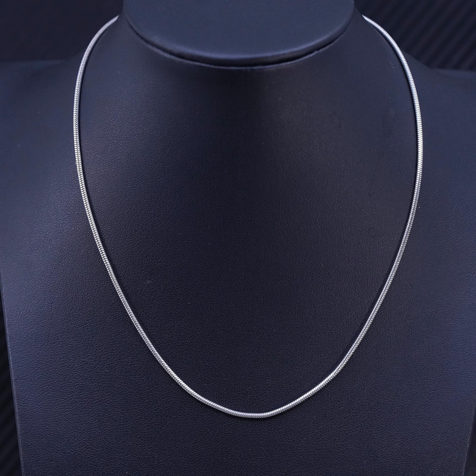16” 1.6mm, vintage Italian sterling silver 925 snake chain necklace