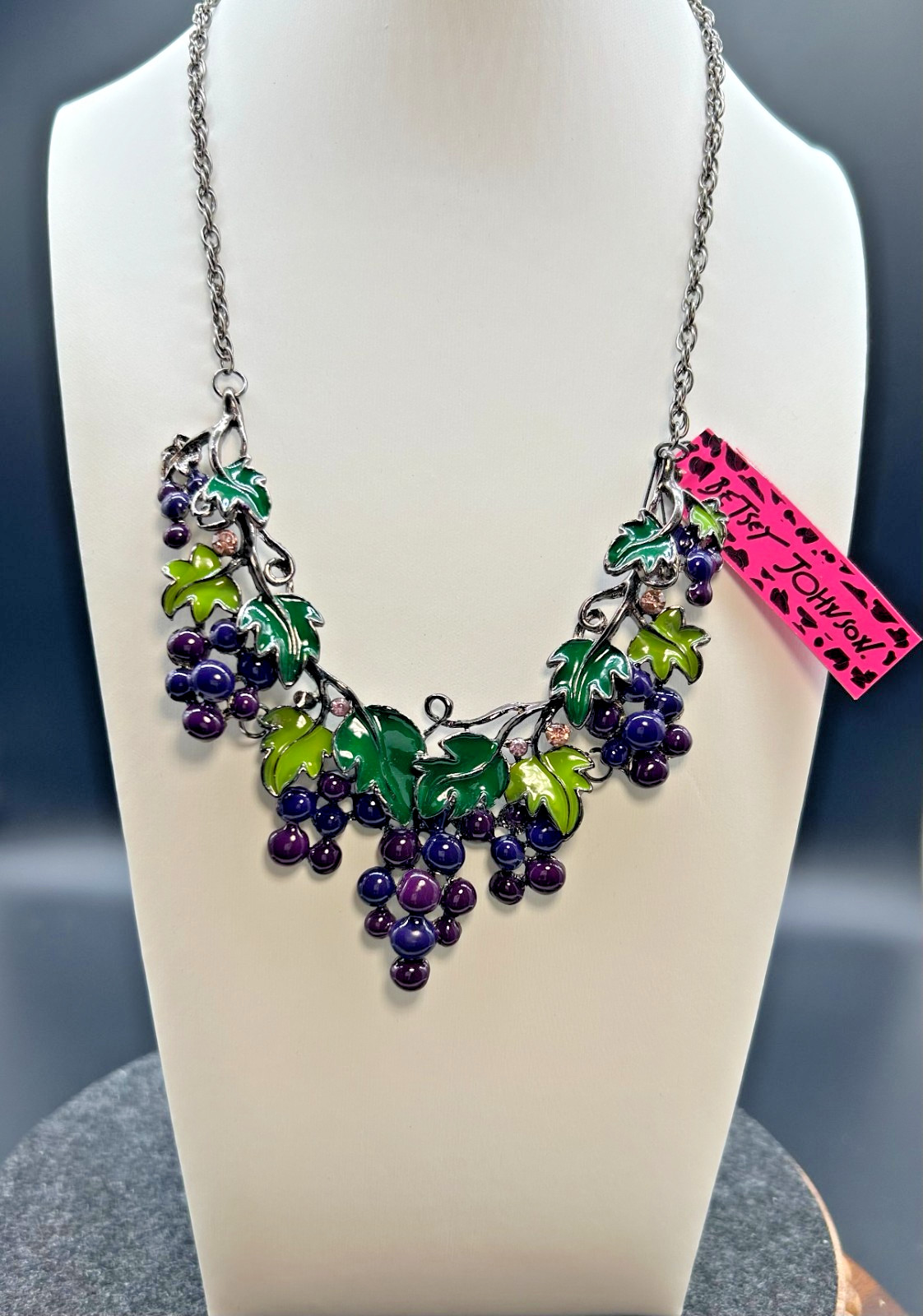 Betsey Johnson Grape Cluster Purple Enamel Bib Statement Necklace NWT MINT 18 in