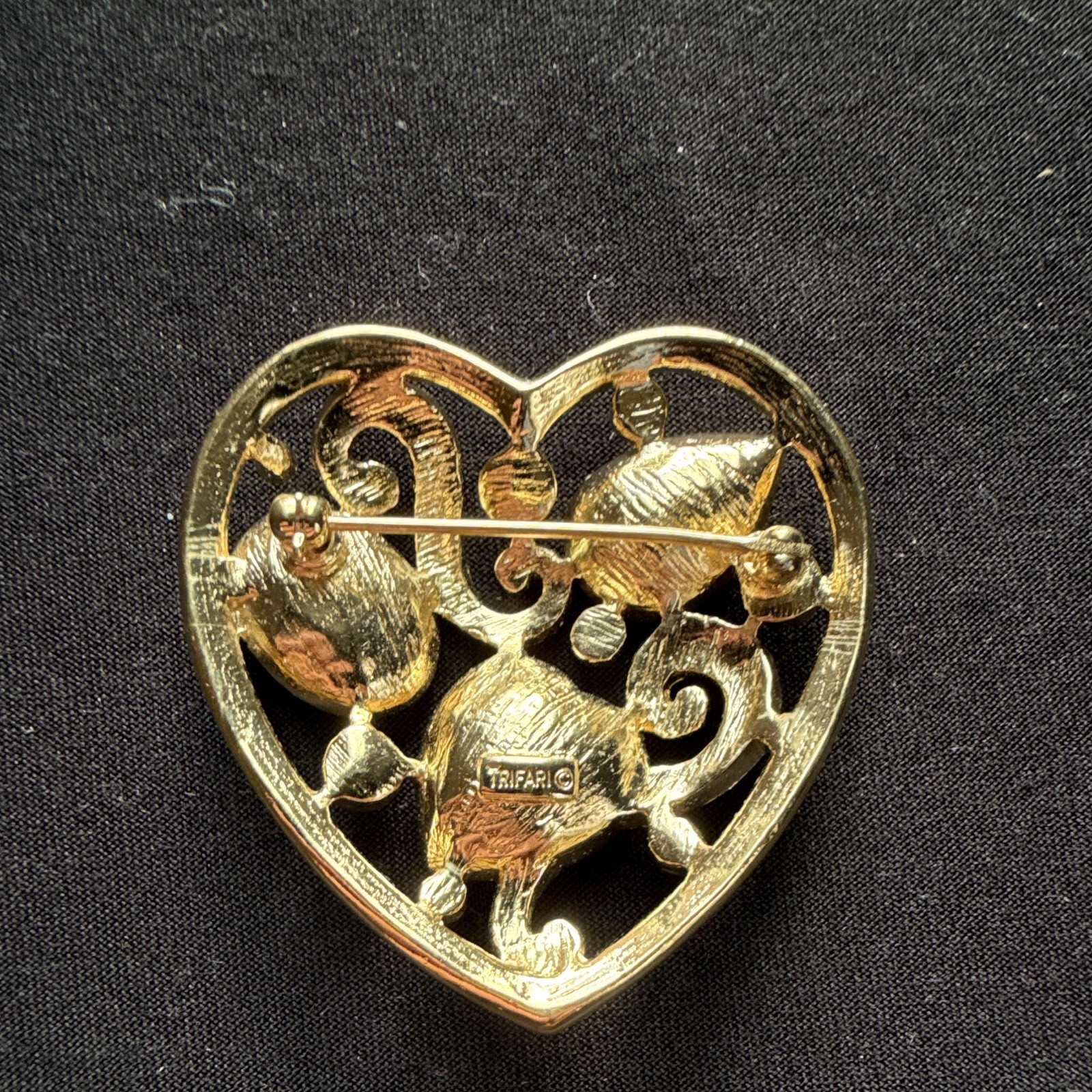 Vintage Trifari Signed Gold Tone Red Enamel Heart Brooch Pin w/ Red Rhinestones