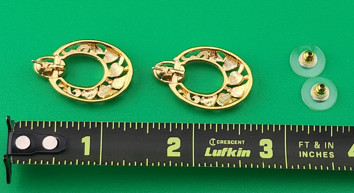 Gold Tone Dangle Drop Filigree Design Post Back Earrings