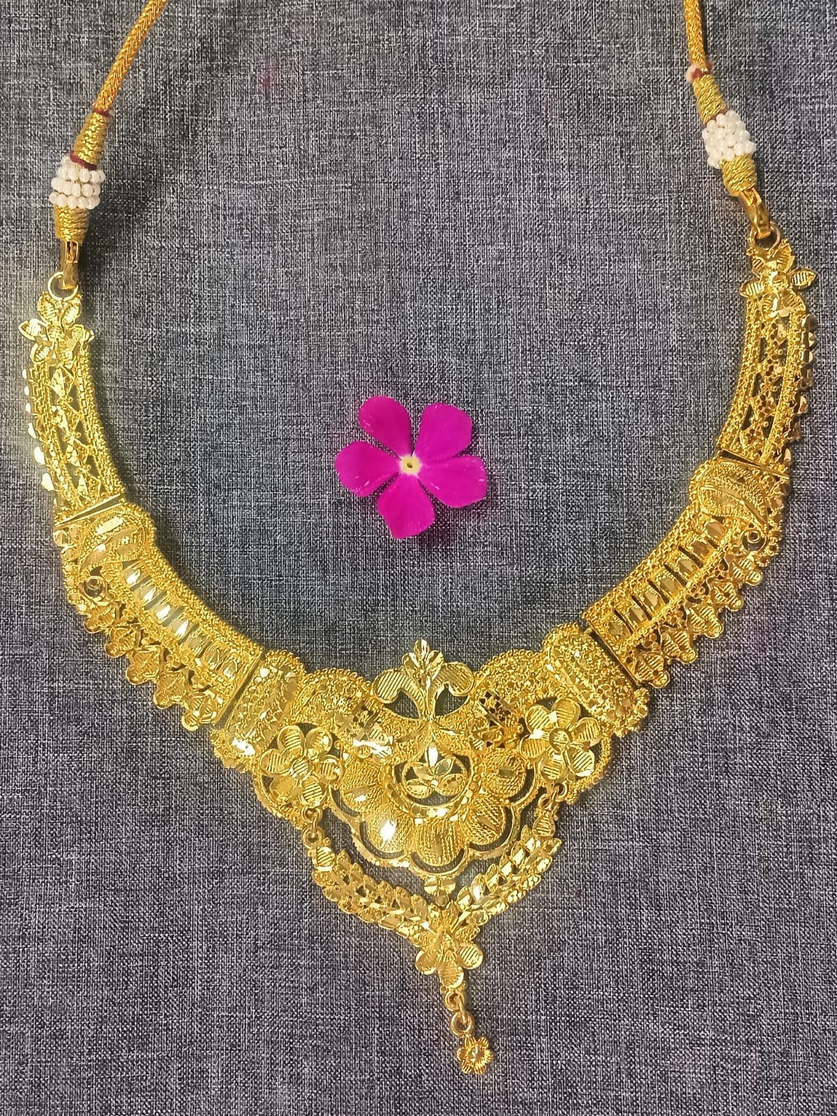 JAYWAR Traditional Gold Tone Floral Necklace Ethnic Bridal Statement Jewelry