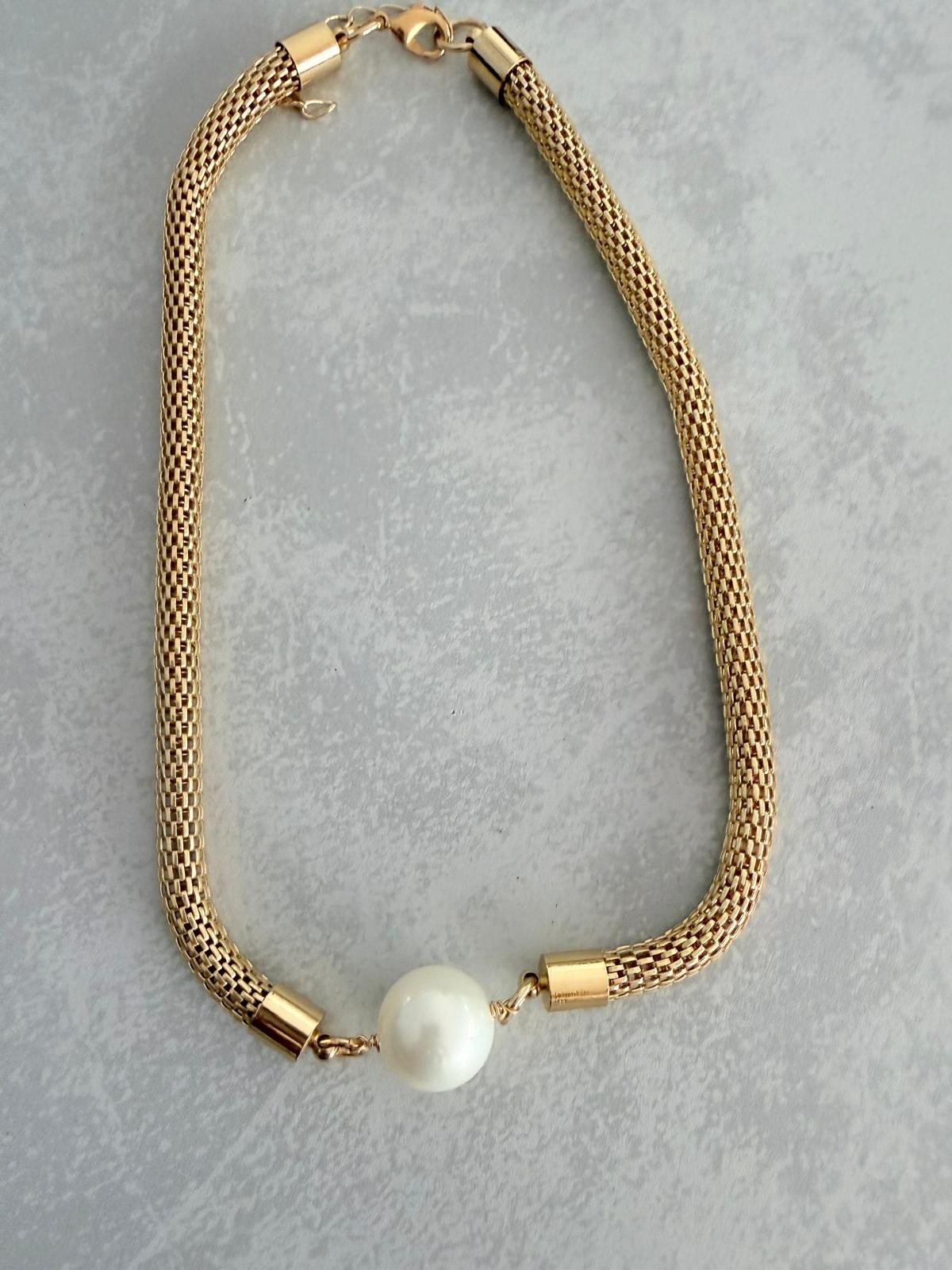 GOLD PLATED PEARL MESH NECKLACE