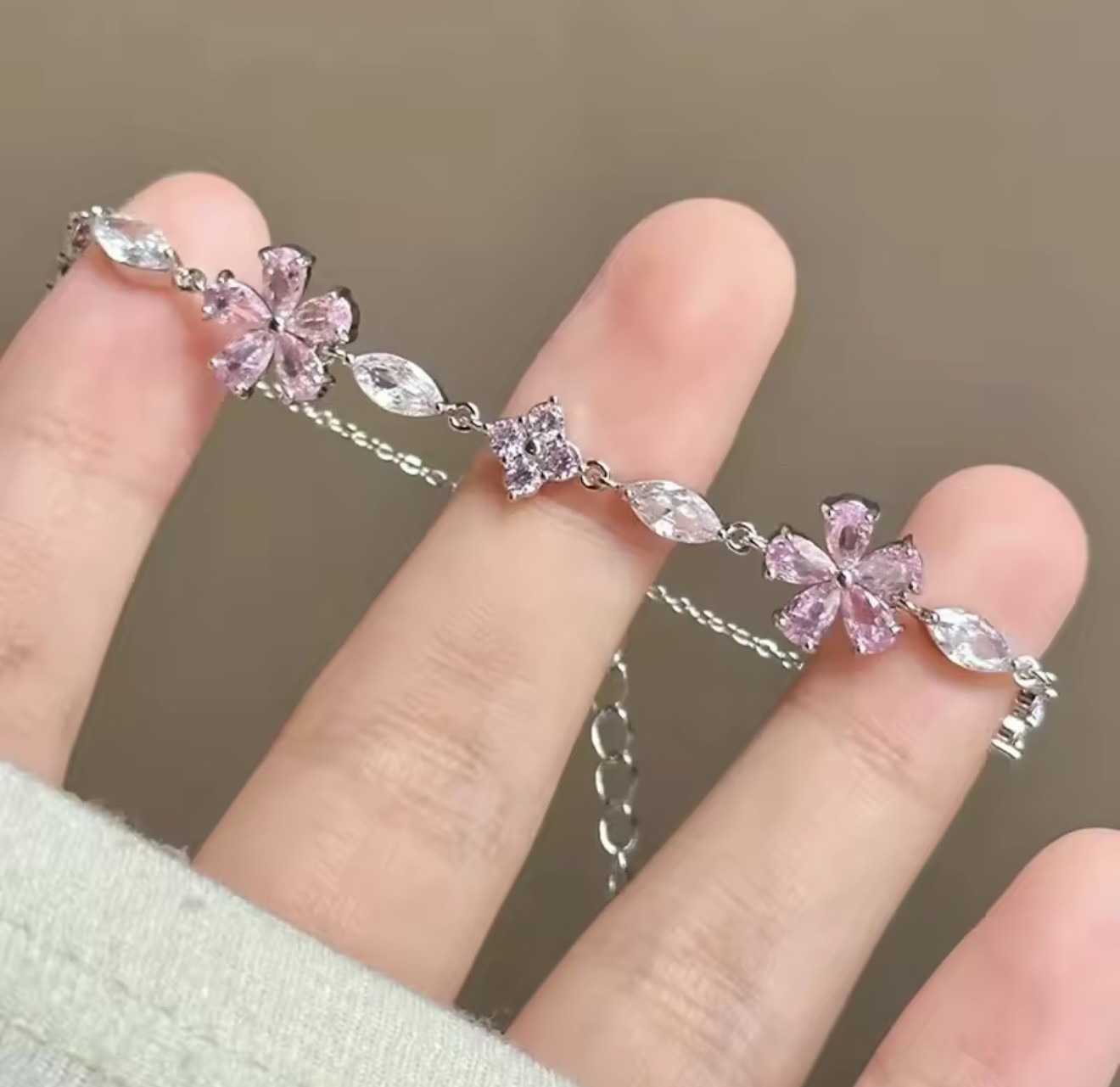 18K GF made with SWAROVSKI Crystals Charm Bracelet + Gift Box