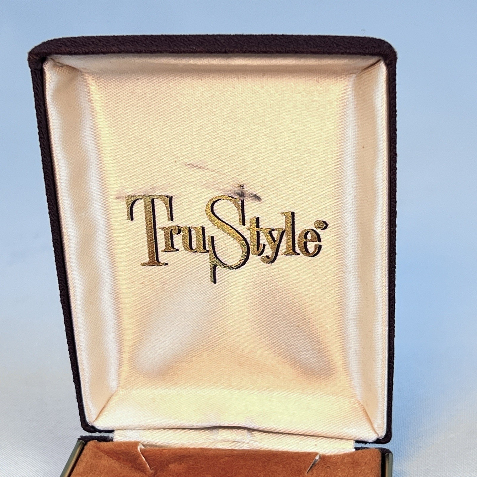 Tru Style Gold Lock Necklace Pendant Dangling Padlock Charm Love Gift