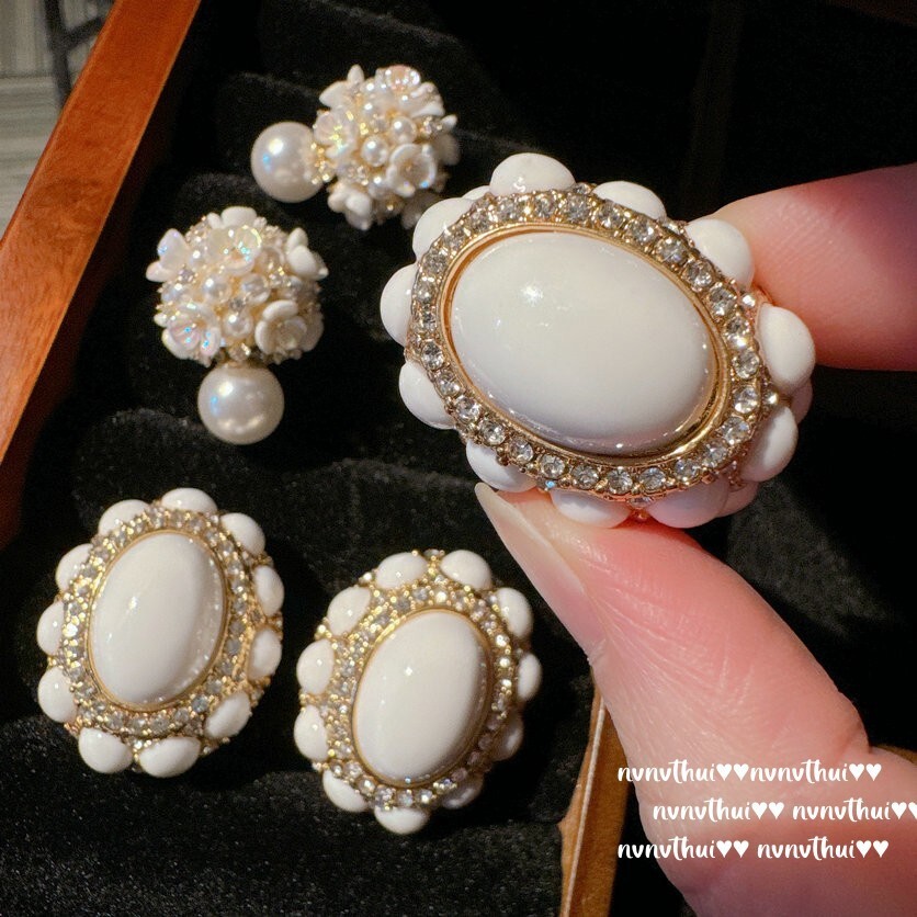 Sotheby’s Cream Egg Flower Gemstone Vintage Gold Cream Rose Zircon Earrings